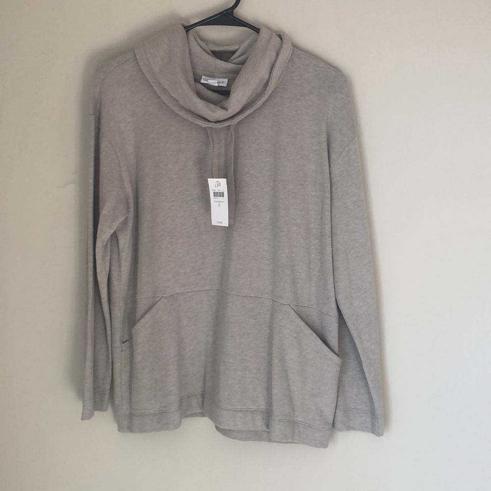 Taupe/cream sweatshirt